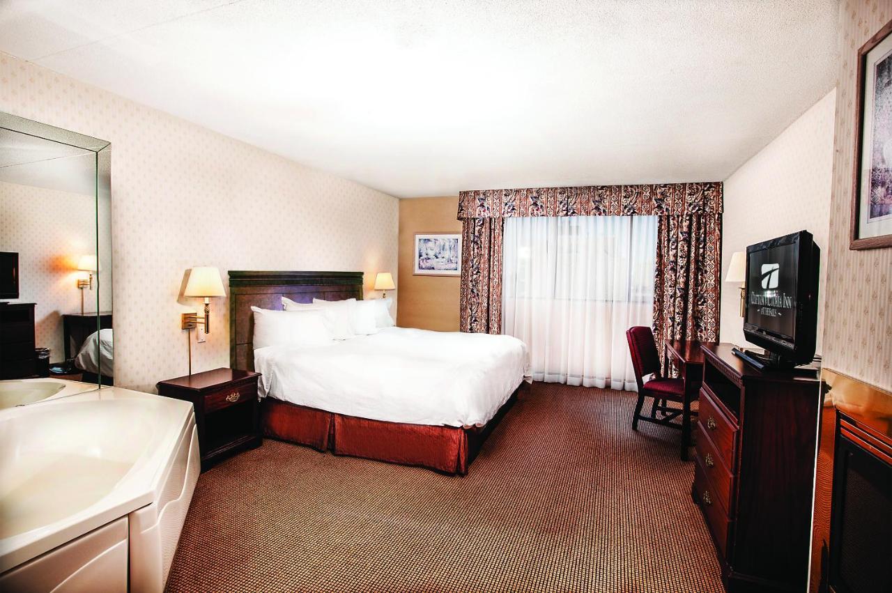 Clifton Victoria At The Falls Hotel Niagara